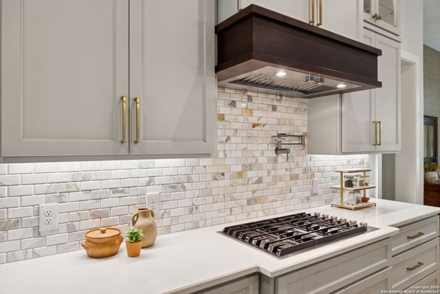 929 Coolabah, New Braunfels, TX 78132