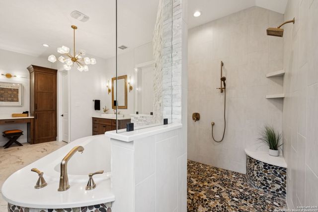 929 Coolabah, New Braunfels, TX 78132