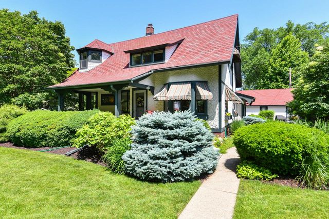 8028 Warren AVENUE, Wauwatosa, WI 53213