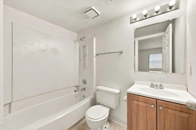 3301 Monroe Street NE UNIT H84, Albuquerque, NM 87110