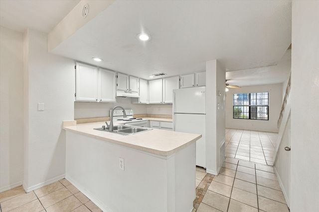 3301 Monroe Street NE UNIT H84, Albuquerque, NM 87110