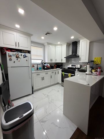 2964 State Street 1, Hamden, CT 06517