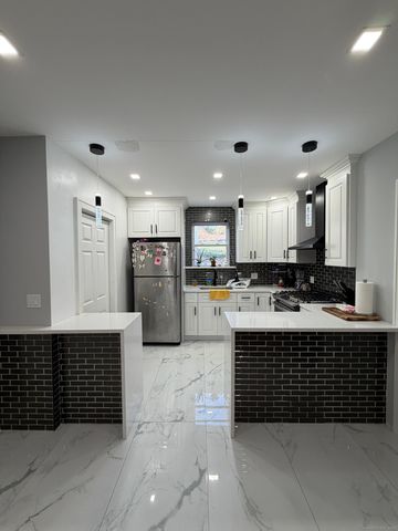 2964 State Street 1, Hamden, CT 06517