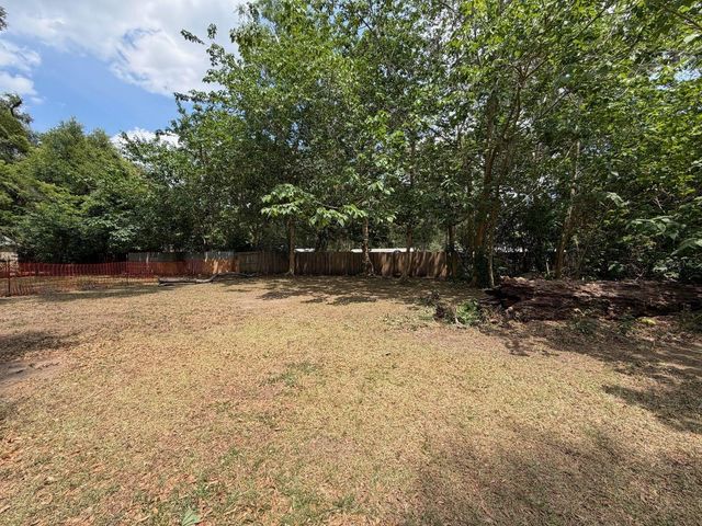 2109 SE 45TH TERRACE, Gainesville, FL 32641