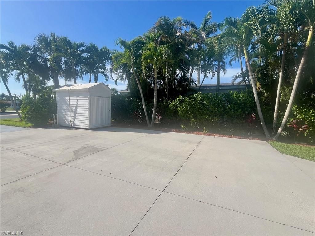1021 Silver Lakes BLVD, NAPLES, FL 34114 — photo 3