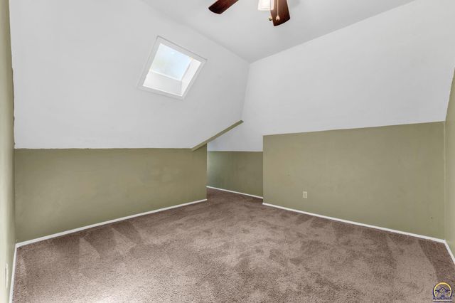 400 SW Lindenwood AVE, Topeka, KS 66606