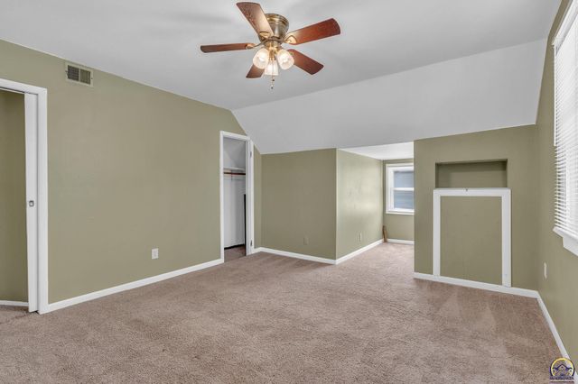 400 SW Lindenwood AVE, Topeka, KS 66606