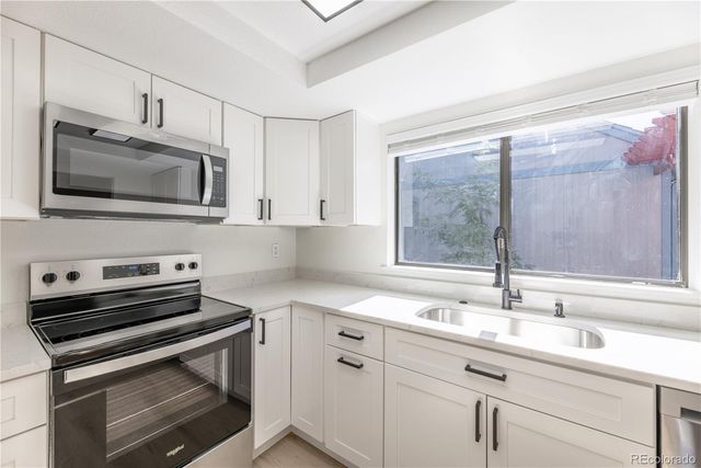 2522 S Worchester Court E, Aurora, CO 80014