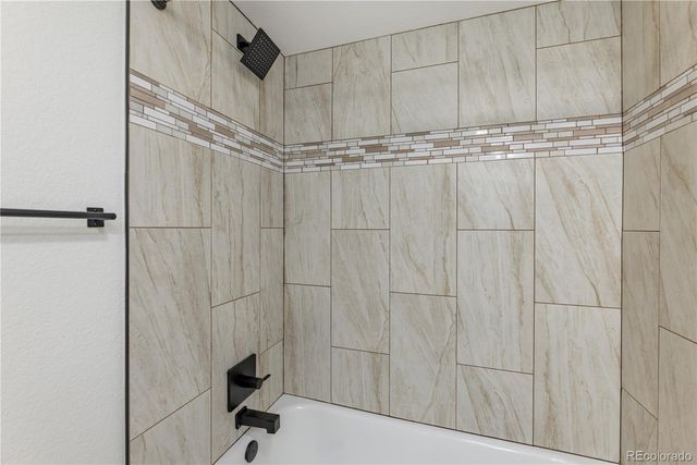 2522 S Worchester Court E, Aurora, CO 80014