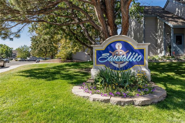 2522 S Worchester Court E, Aurora, CO 80014