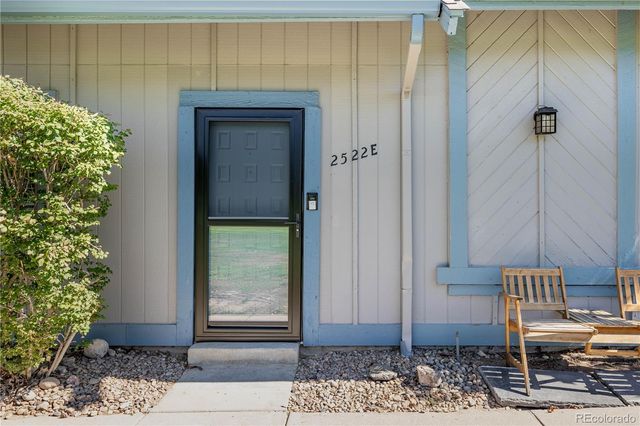 2522 S Worchester Court E, Aurora, CO 80014