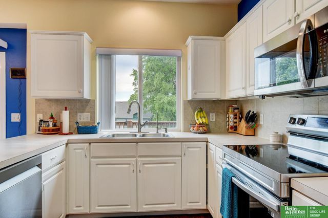 15106 Fowler Avenue, Omaha, NE 68116