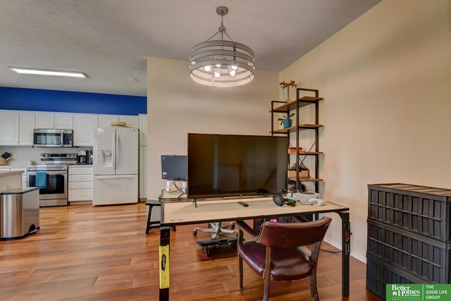 15106 Fowler Avenue, Omaha, NE 68116