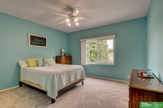 15106 Fowler Avenue, Omaha, NE 68116