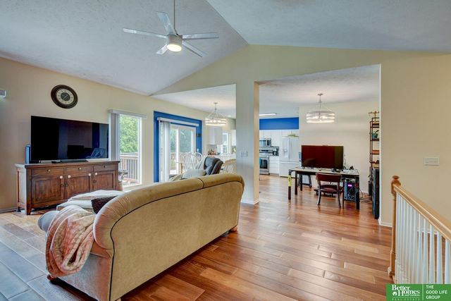 15106 Fowler Avenue, Omaha, NE 68116