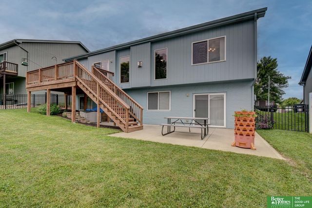 15106 Fowler Avenue, Omaha, NE 68116