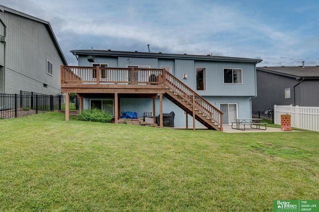 15106 Fowler Avenue, Omaha, NE 68116
