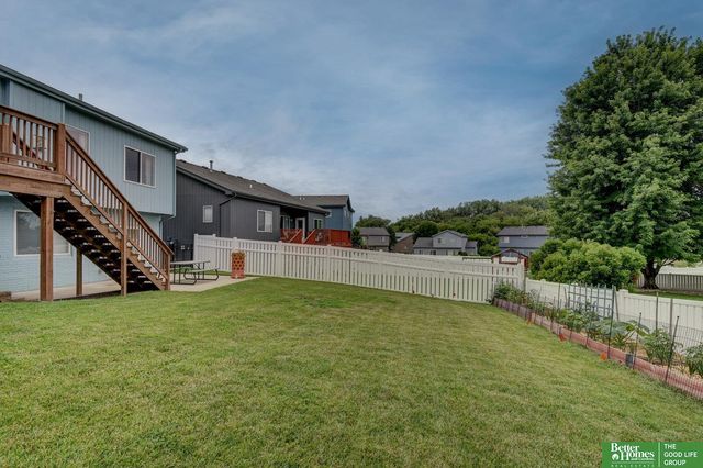 15106 Fowler Avenue, Omaha, NE 68116