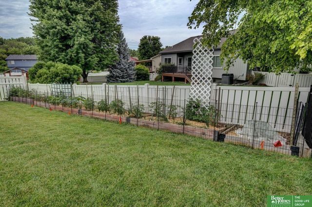 15106 Fowler Avenue, Omaha, NE 68116
