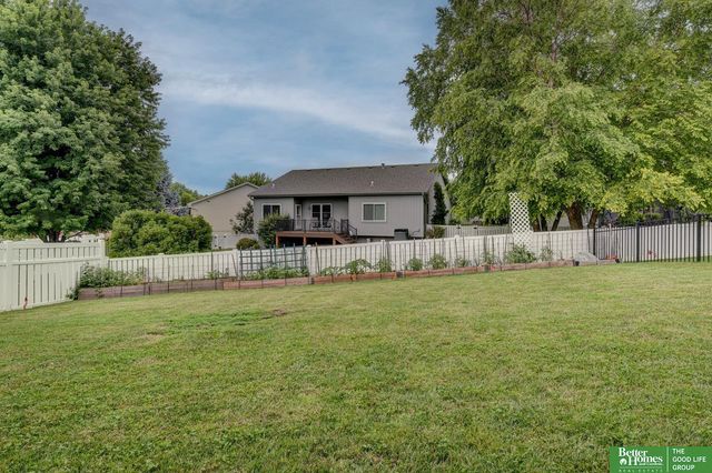 15106 Fowler Avenue, Omaha, NE 68116