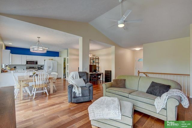 15106 Fowler Avenue, Omaha, NE 68116