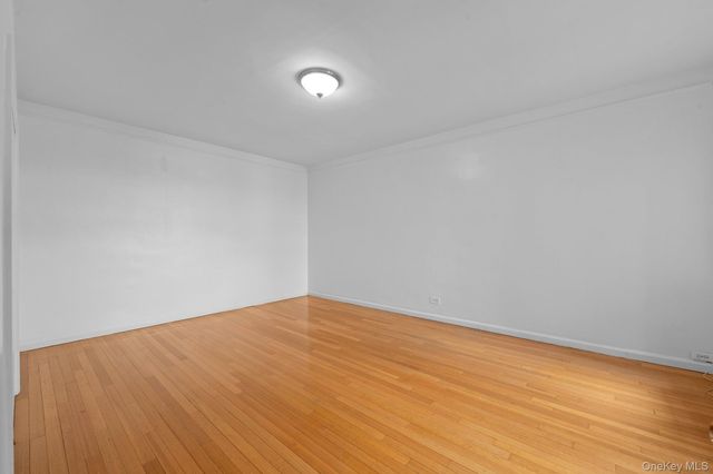 114-06 Queens Blvd D9, Forest Hills, NY 11375