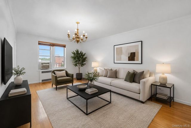114-06 Queens Blvd D9, Forest Hills, NY 11375
