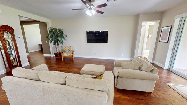 10178 SW FERNWOOD Avenue, Port St. Lucie, FL 34987