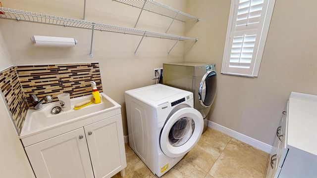 10178 SW FERNWOOD Avenue, Port St. Lucie, FL 34987