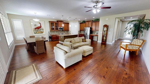 10178 SW FERNWOOD Avenue, Port St. Lucie, FL 34987