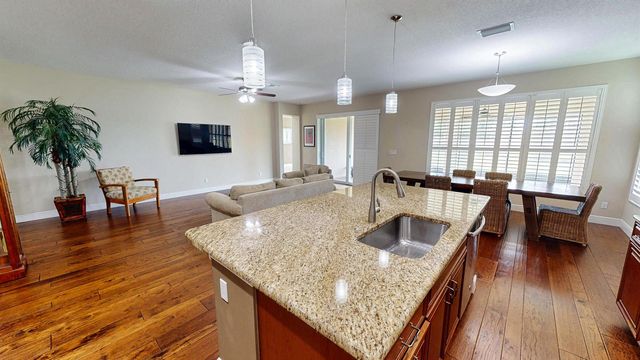10178 SW FERNWOOD Avenue, Port St. Lucie, FL 34987