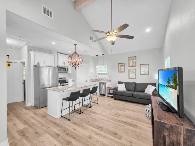 963 Verdia W, Crystal Beach, TX 77650