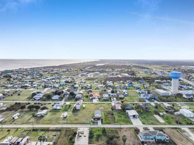 963 Verdia W, Crystal Beach, TX 77650