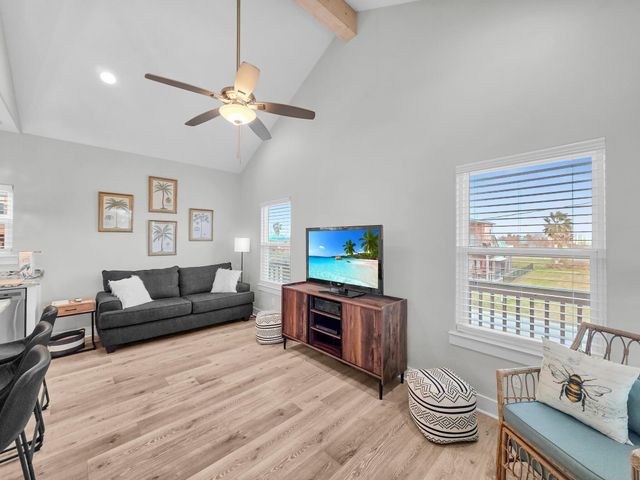 963 Verdia W, Crystal Beach, TX 77650