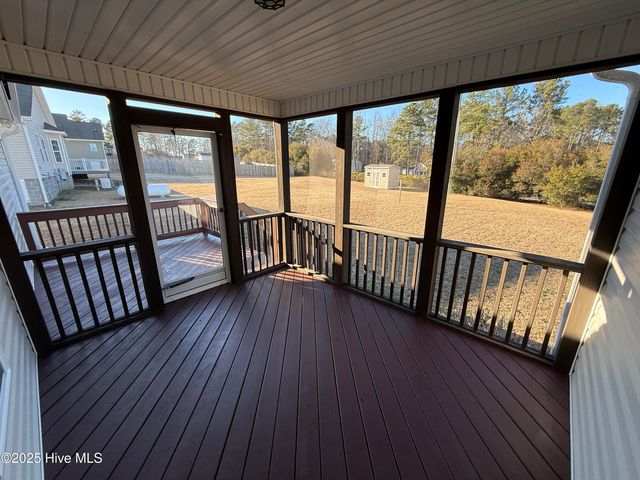 20 Weatherby Court, Angier, NC 27501