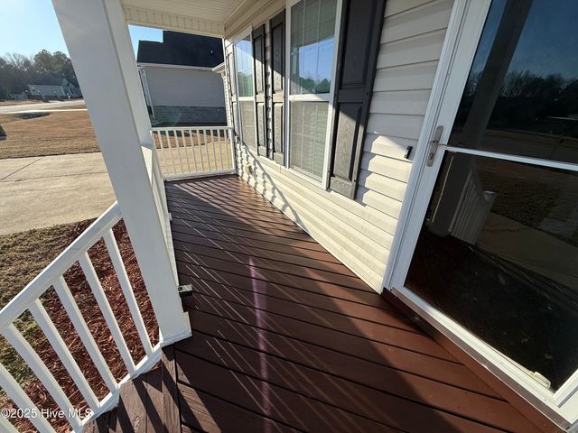 20 Weatherby Court, Angier, NC 27501