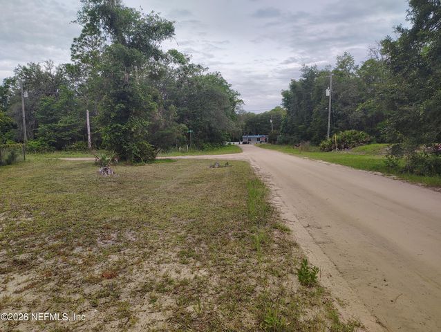 109 ARROWHEAD Drive, Interlachen, FL 32148