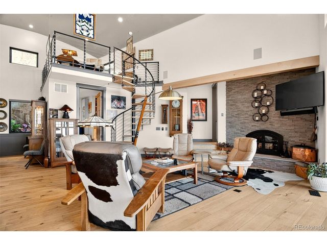 5320 Lost Cabin Rd, Manitou Springs, CO 80829