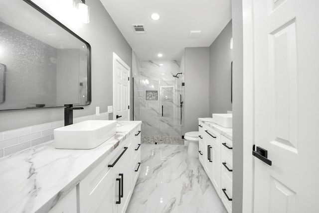 17121 Spindle Oaks Drive, Conroe, TX 77385