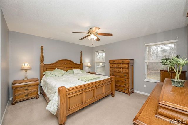 2211 Castlegate Drive, Imperial, MO 63052