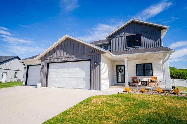 1713 Fox Glove Street, Holmen, WI 54636