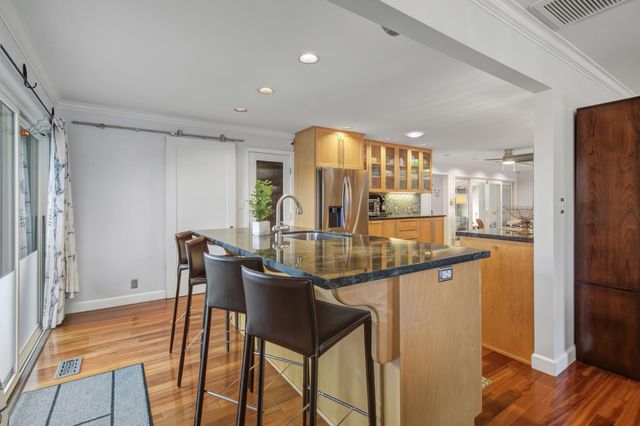 119 Clunie Dr, Sacramento, CA 95864