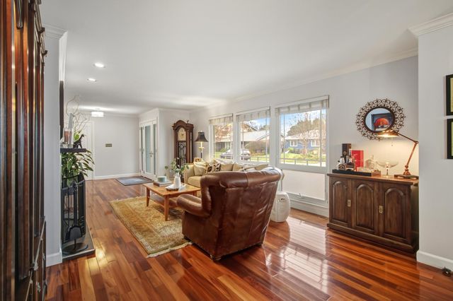 119 Clunie Dr, Sacramento, CA 95864