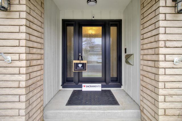 119 Clunie Dr, Sacramento, CA 95864