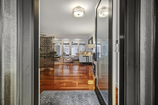 119 Clunie Dr, Sacramento, CA 95864