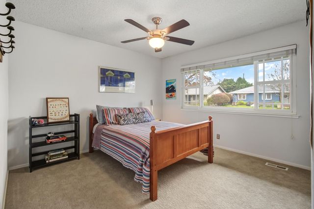 119 Clunie Dr, Sacramento, CA 95864