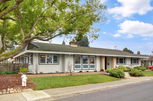 119 Clunie Dr, Sacramento, CA 95864