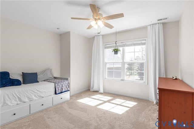 19620 Ahern Rd, Moseley, VA 23120