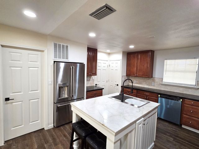 12112 NW SR 20 Road, Bristol, FL 32321