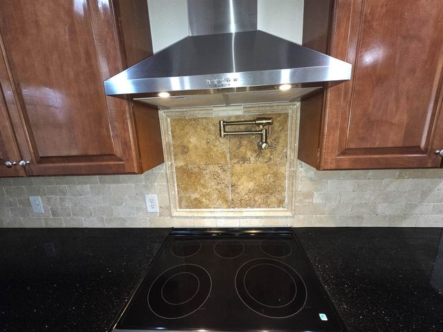 12112 NW SR 20 Road, Bristol, FL 32321